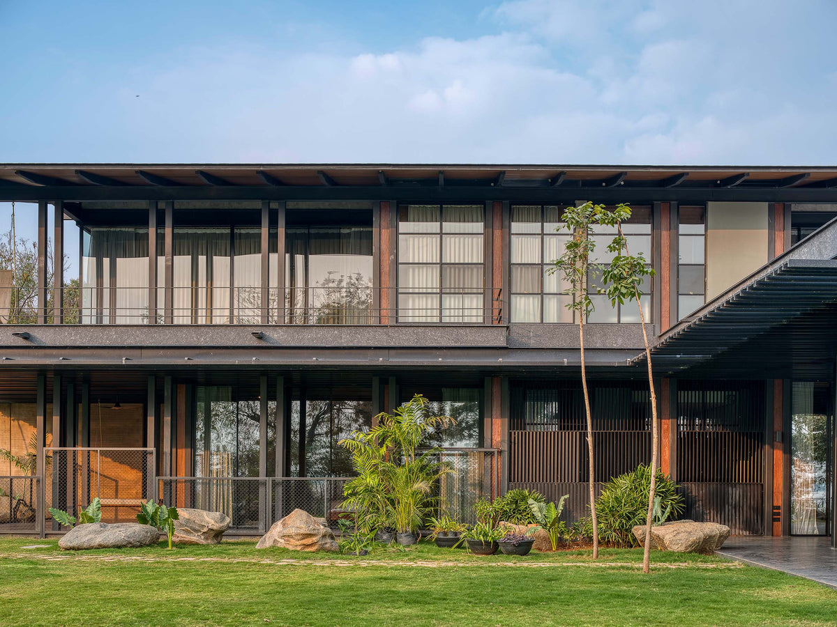 Lakeshore House
