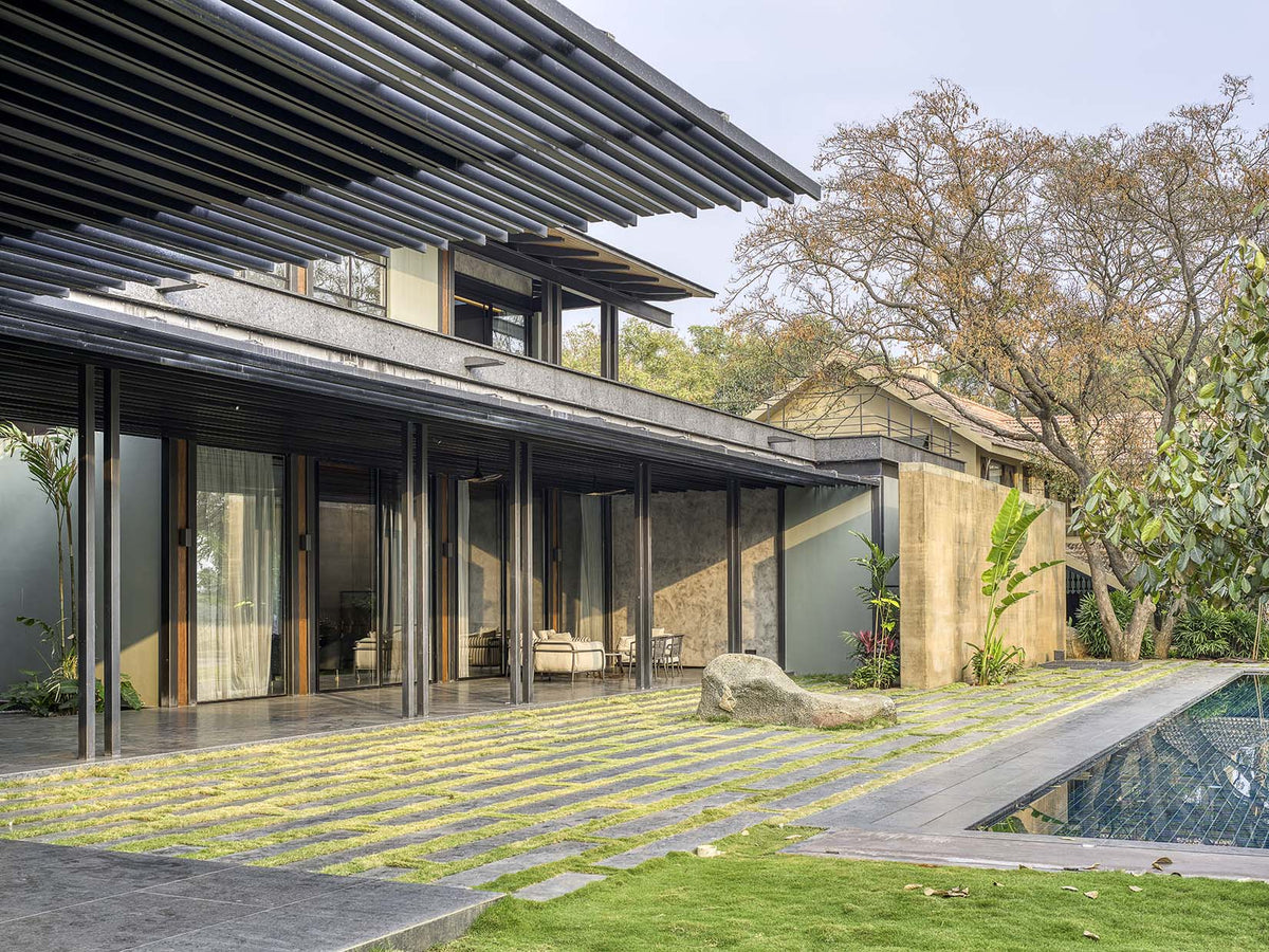 Lakeshore House