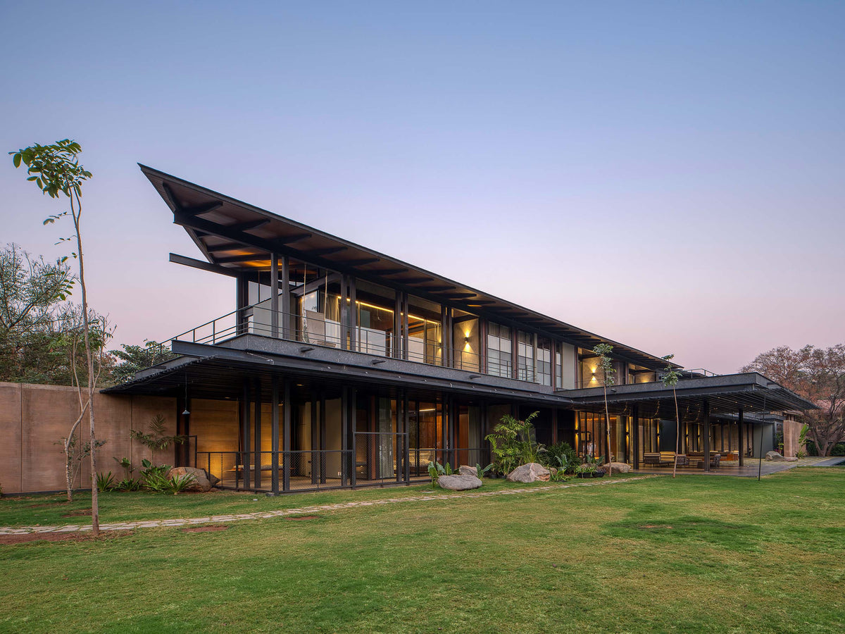 Lakeshore House