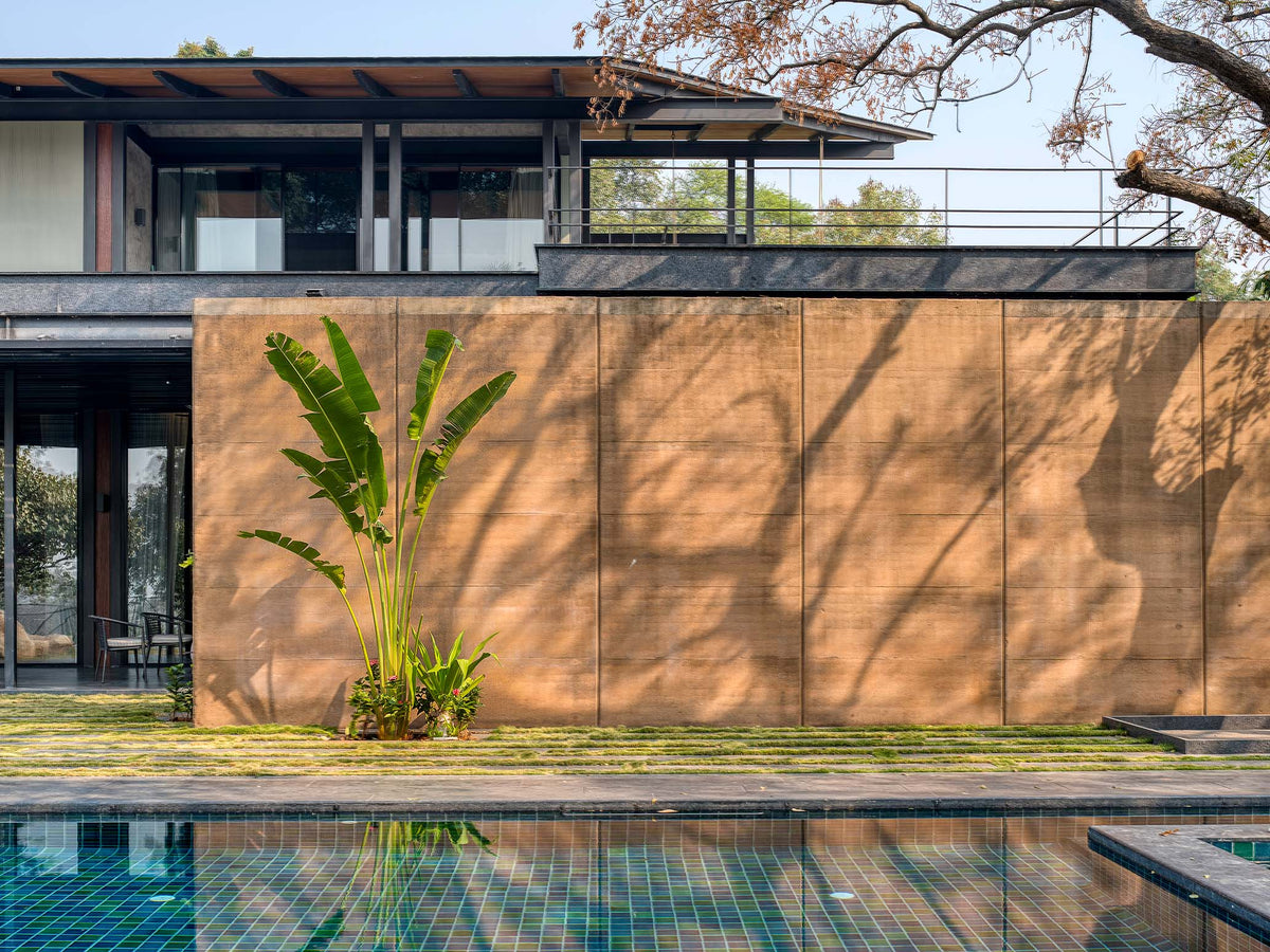 Lakeshore House