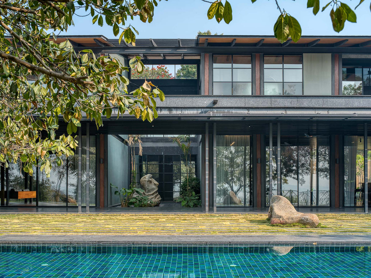 Lakeshore House